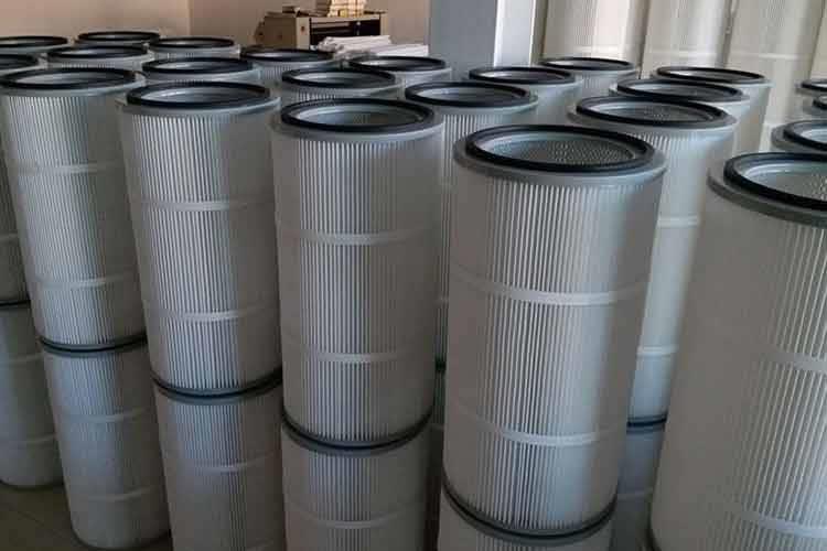 聚酯纤维YM亚美·(中国)集团若排出口含尘浓度增大，表明已有滤芯破漏，应及时更换除尘滤芯